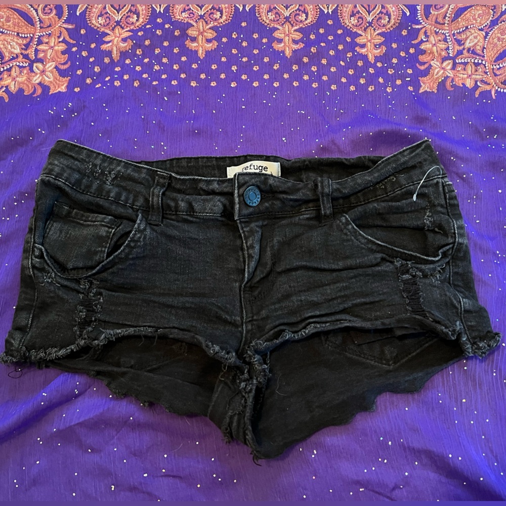 y2k refuge mini shorts